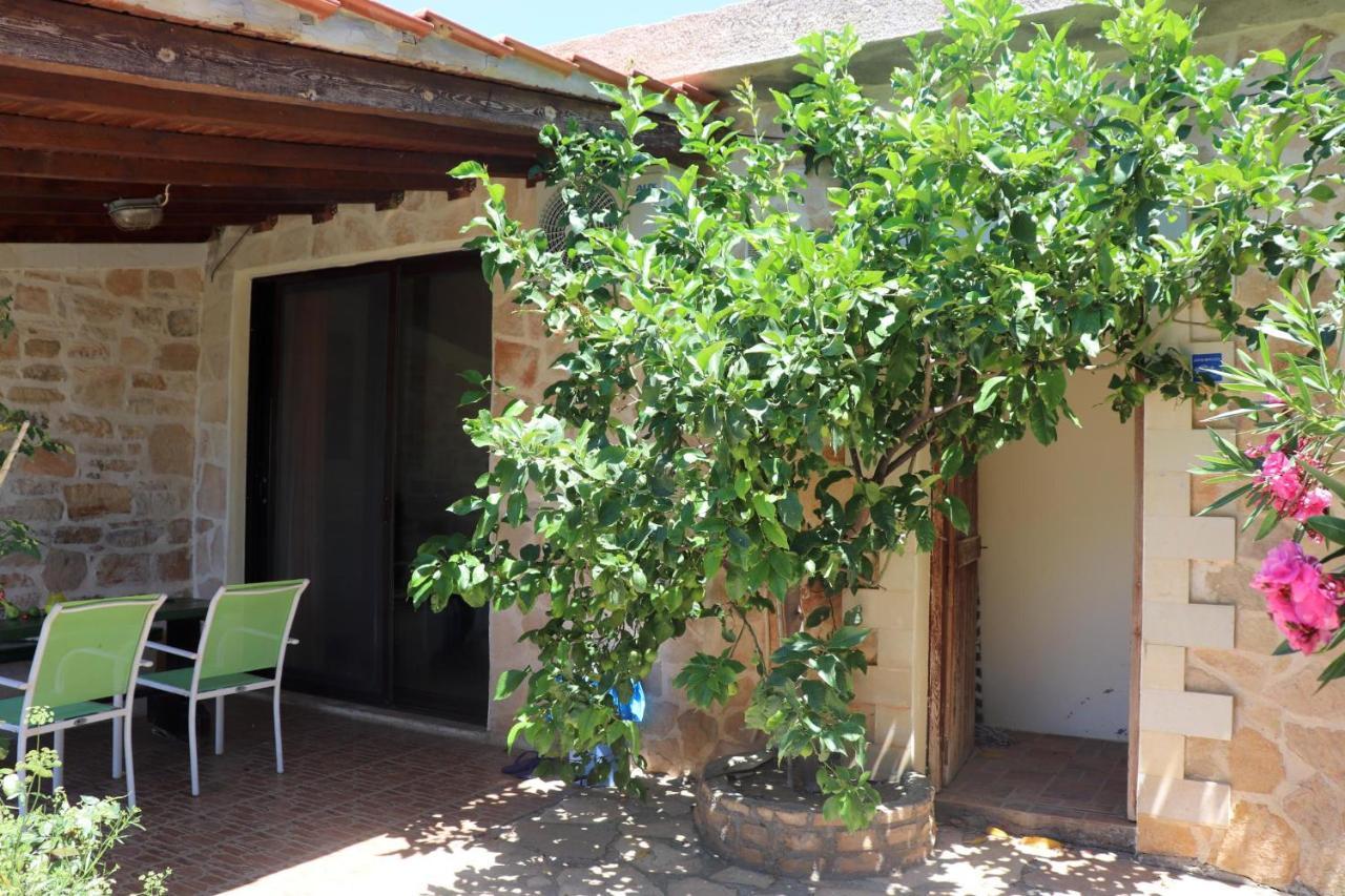 Maria-Triopetra Villa Екстериор снимка